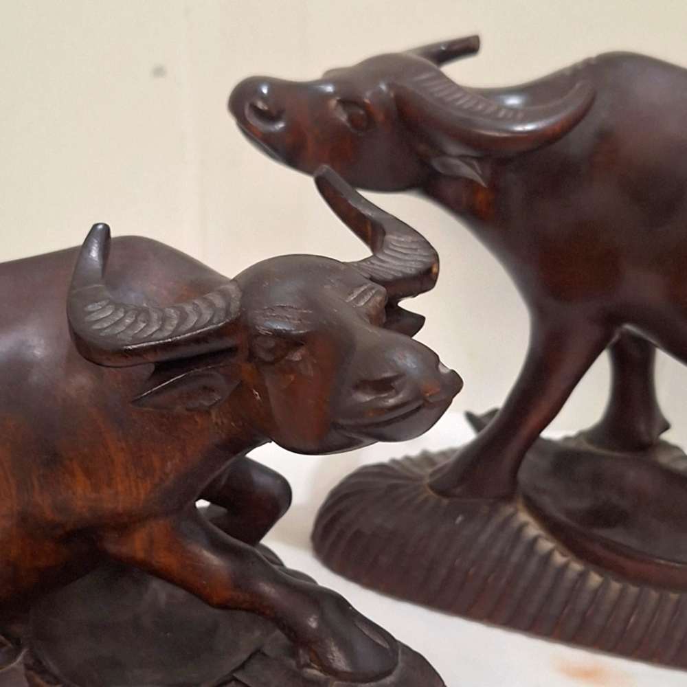 RARE Two Vintage Carved Boxwood Ox Water Buffalos